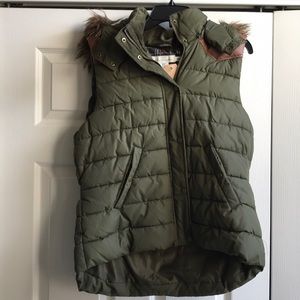 Hunter green vest with detachable fur hood
